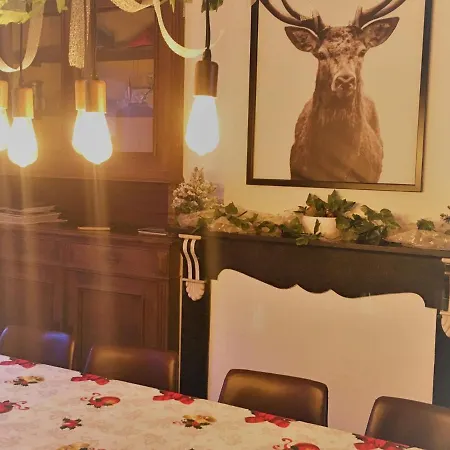 Vintage Holiday In With Garden *